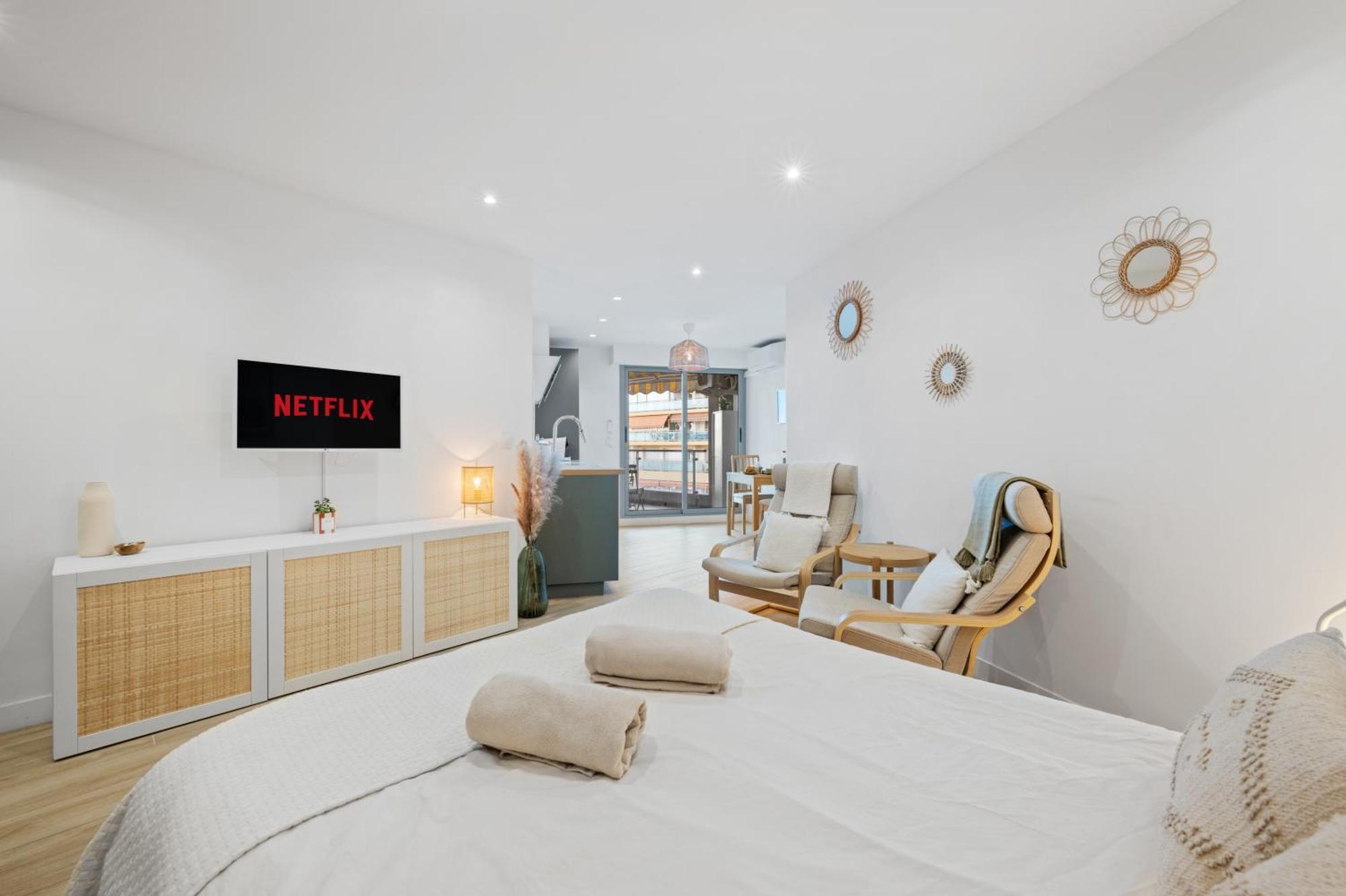 Appartement Bord De Mer « La Petite Ma-Line » Cagnes-sur-Mer Esterno foto