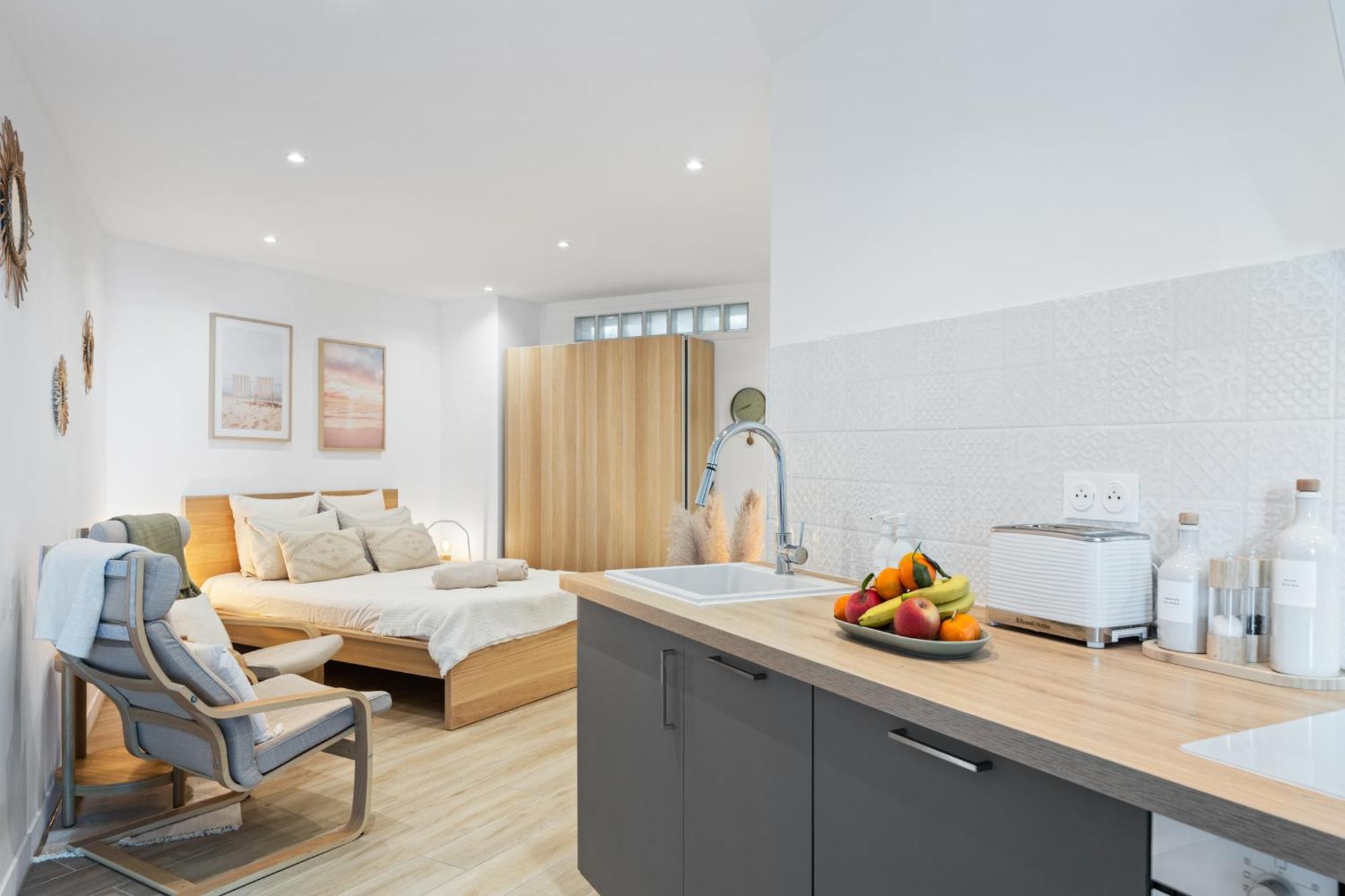 Appartement Bord De Mer « La Petite Ma-Line » Cagnes-sur-Mer Esterno foto