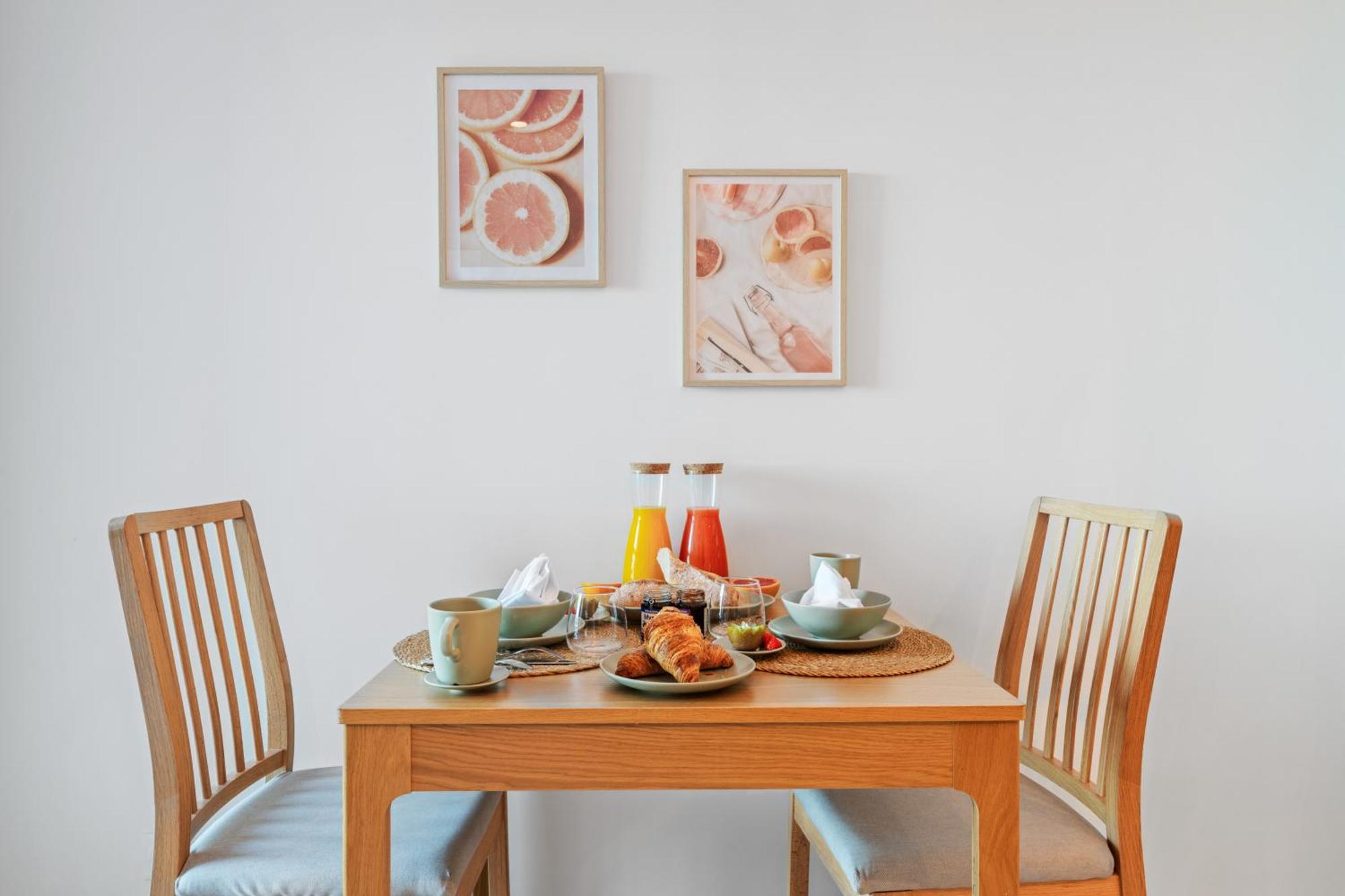 Appartement Bord De Mer « La Petite Ma-Line » Cagnes-sur-Mer Esterno foto