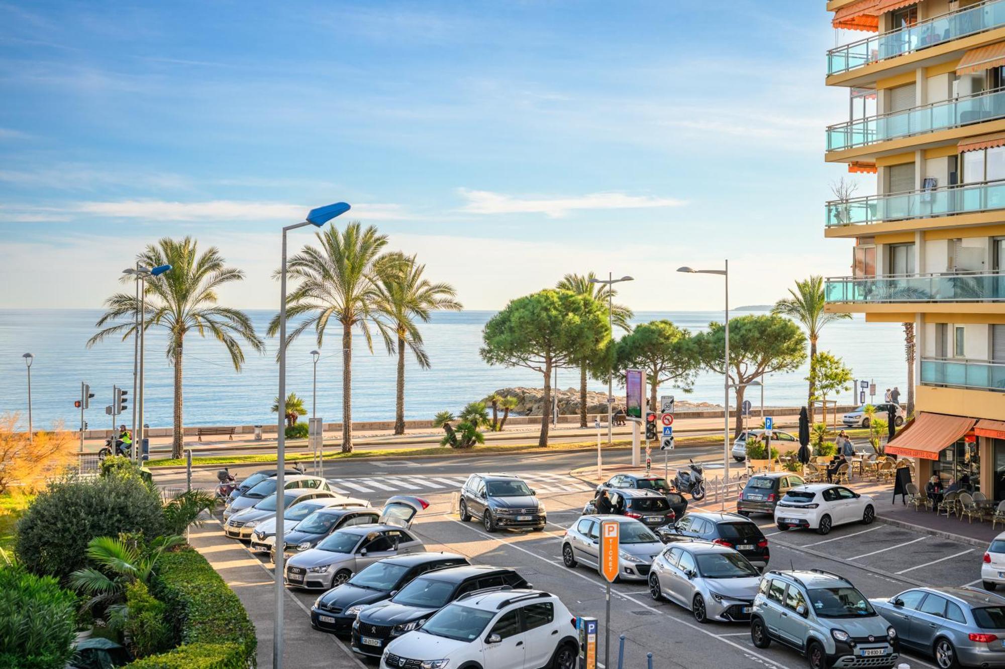 Appartement Bord De Mer « La Petite Ma-Line » Cagnes-sur-Mer Esterno foto